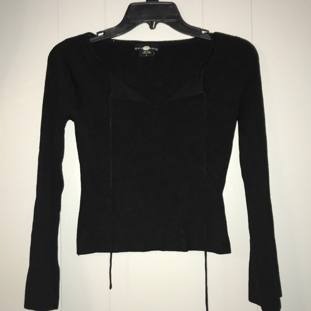 Junior’s size L sweater top